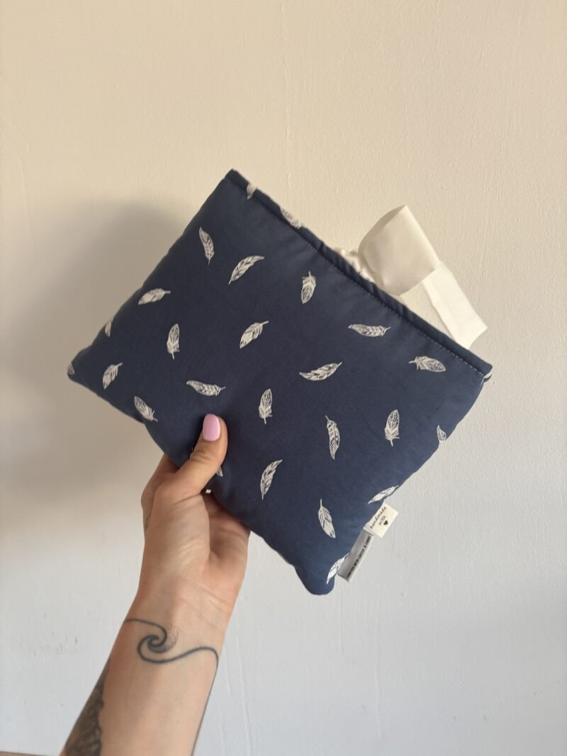 Bow Book Lovers Booksleeve Blue Feather
