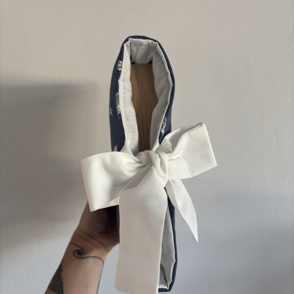 Bow Book Lovers Booksleeve Blue Feather