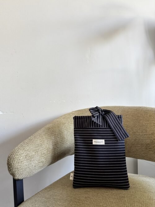 Bow Book Lovers Booksleeve Pocket Black & White Striped