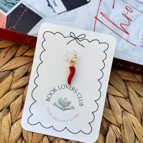 Bookish Dust Cover USB-C