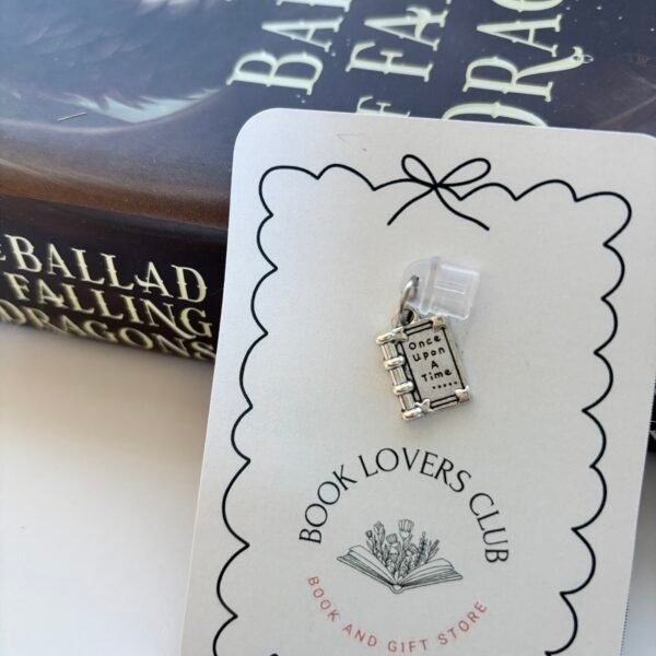 Bookish Dust Cover USB-C